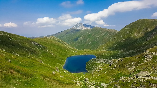 Vijon të mbajë mot tipik veror në Kosovë