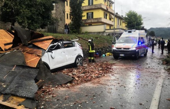 Stuhia e fortë në Itali shkakton dy viktima dhe dëme materiale