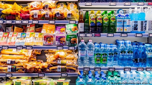 A mundet reduktimi i prodhimit të plastikës të lehtësojë krizën energjetike?