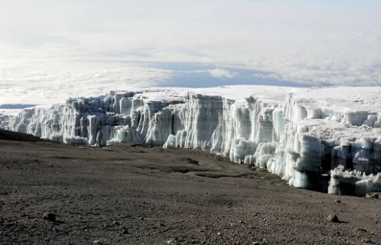 Ndryshimet klimatike: Deri në vitin 2050 do të zhduken të gjithë akullnajat