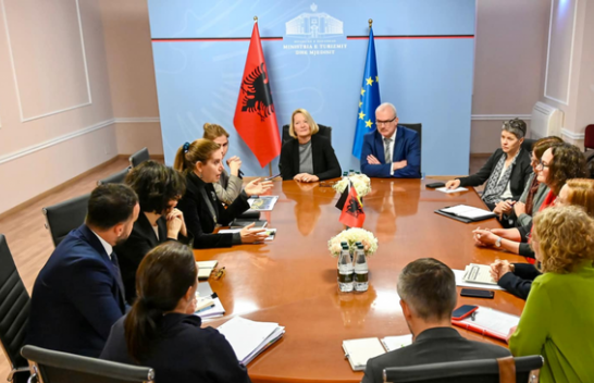 Kumbaro: Projekti i ricklimit dhe kompostimit do të zhvillohet në mbi 10 bashki të vendit