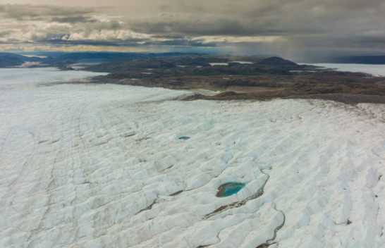 Temperaturat në Grenlandë nuk kanë qenë kaq të ngrohta në të paktën 1000 vjet, raportojnë shkencëtarët