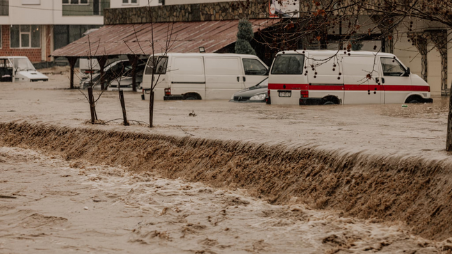 Instituti Hidrometeorologjik paralajmëron mundësinë për vërshime në Kosovë