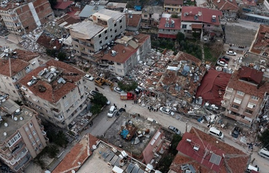 FSK-ja shpëton nga rrënojat e tërmetit në Turqi një fëmijë 2-vjeçar
