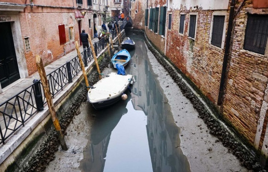 Kanalet e Venecias po thahen mes frikës se Italia përballet me një thatësirë ​​tjetër
