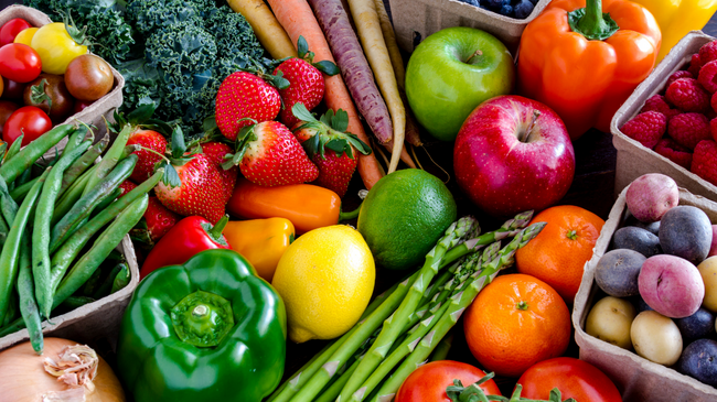 Lista e frutave dhe perimeve që përmbajnë më shumë pesticide
