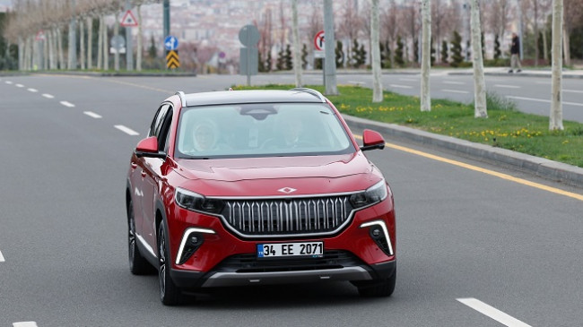 Vetura e parë elektrike autoktone turke ‘Togg’ del në rrugë