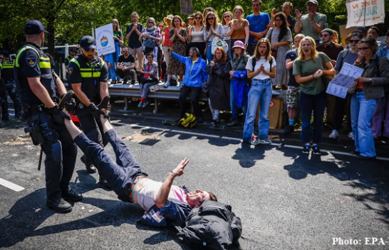 Policia arreston 1500 aktivistë të klimës në Holandë