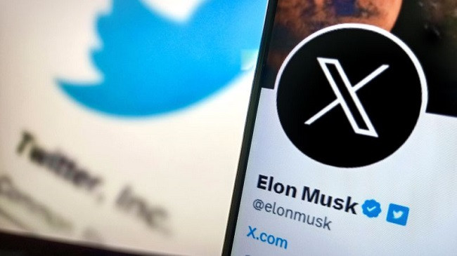 Lamtumirë zogu blu! Twitter me logo të re