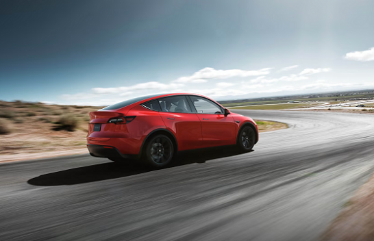 Tesla shet më shumë vetura elektrike se Volkswagen, Mercedes dhe Porsche!