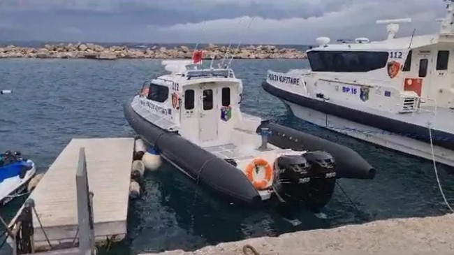 Stuhi shiu dhe rritje e dallgëve në det, Policia Kufitare apel pushuesve: Mos përdorni mjete lundruese