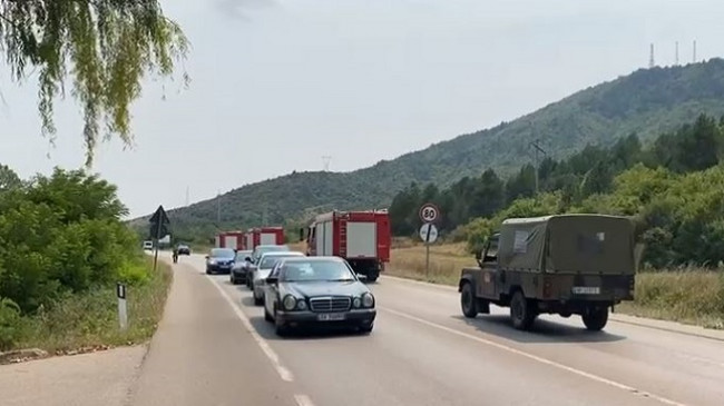 Greqia refuzon ndihmën e Shqipërisë për zjarret, zjarrfikësit kthehen pas