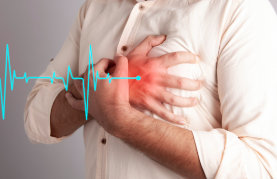 Katër shenja paralajmëruese të arrestit kardiak që mund të ndodhin 24 orë më parë