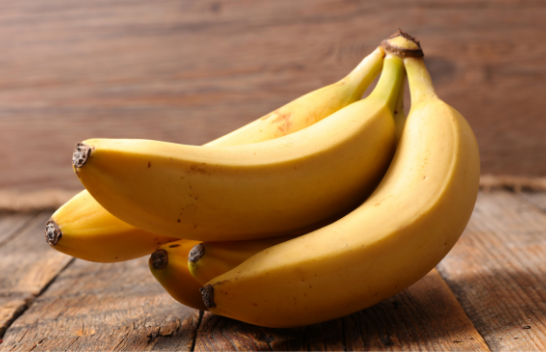 Si ta kuptojmë se kur nuk duhet t’i konsumojmë bananet?