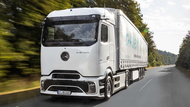 Mercedes-Benz prezanton kamionin elektrik eActros