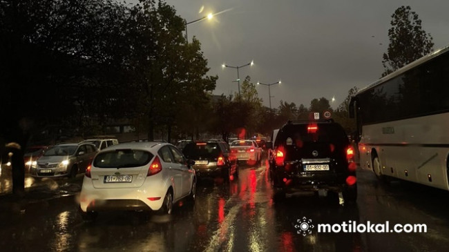 Reshje shiu dhe bore/ Ja si parashikohet moti nesër në Kosovë