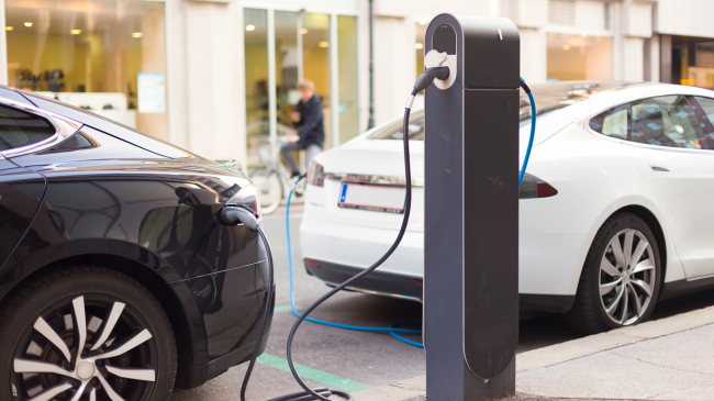 Pse veturat elektrike po shfaqin shumë probleme?