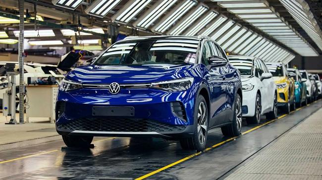 Shitjet e veturave elektrike në Evropë bien për herë të parë që nga viti 2020