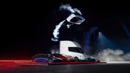 Tesla Roadster surprizon botën, Musk: “Epo, funksionoi”