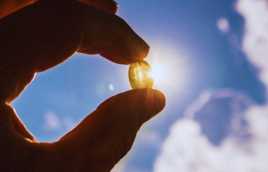 Ditë më të shkurtra dhe më pak diell: Çfarë duhet të dini për vitaminën D gjatë vjeshtës dhe dimrit